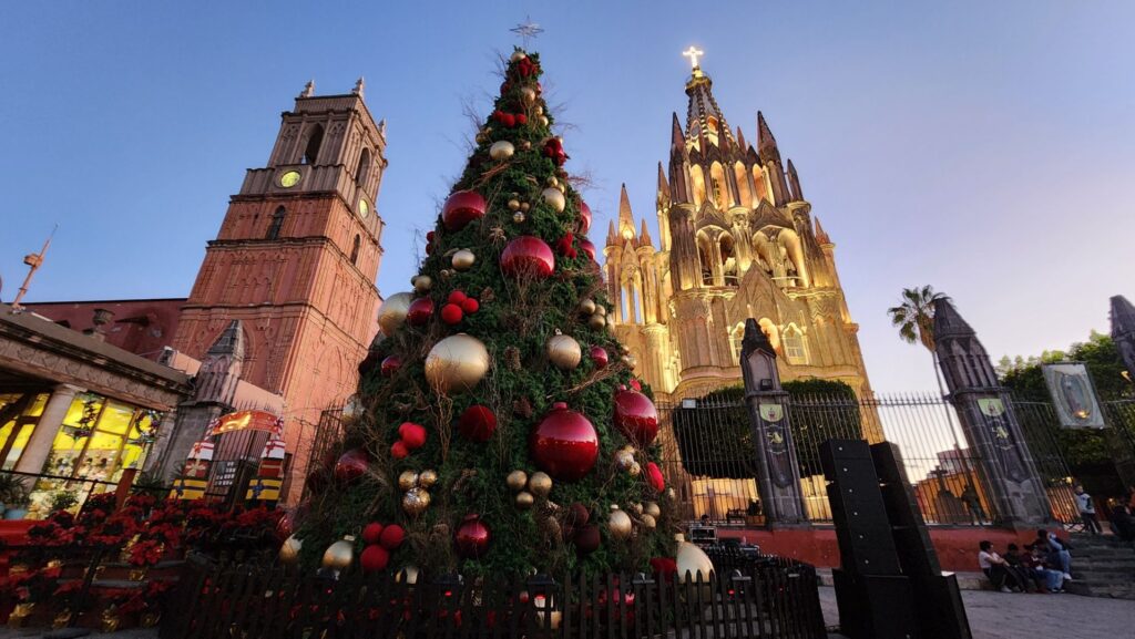 The Best of Christmas Experiences in the Best City in the World San Miguel de Allende Parroquia Christmas Tree Lighting